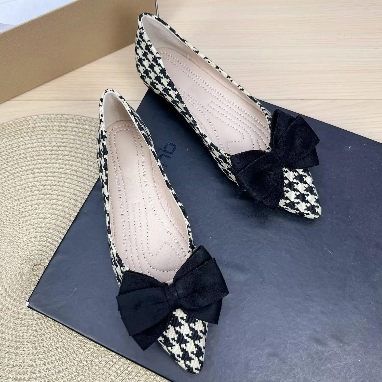 ChaiRong Zhou Women's Houndstooth Pointed Toe Flats Shoes Cute Bow Comfortable Dress Ballet Flats
