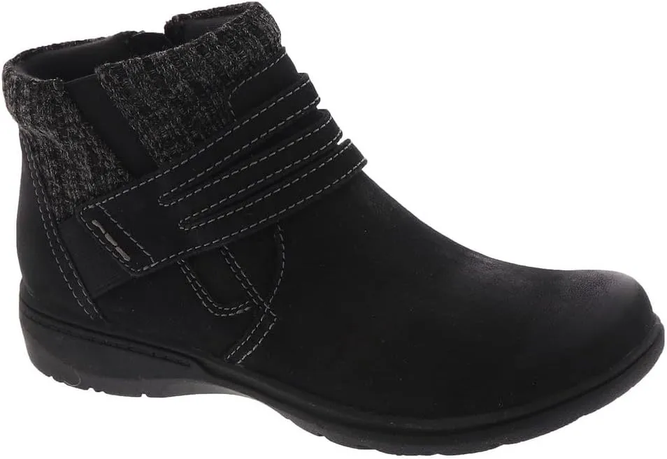 Clarks Women's Carleigh Lane Ankle Boot