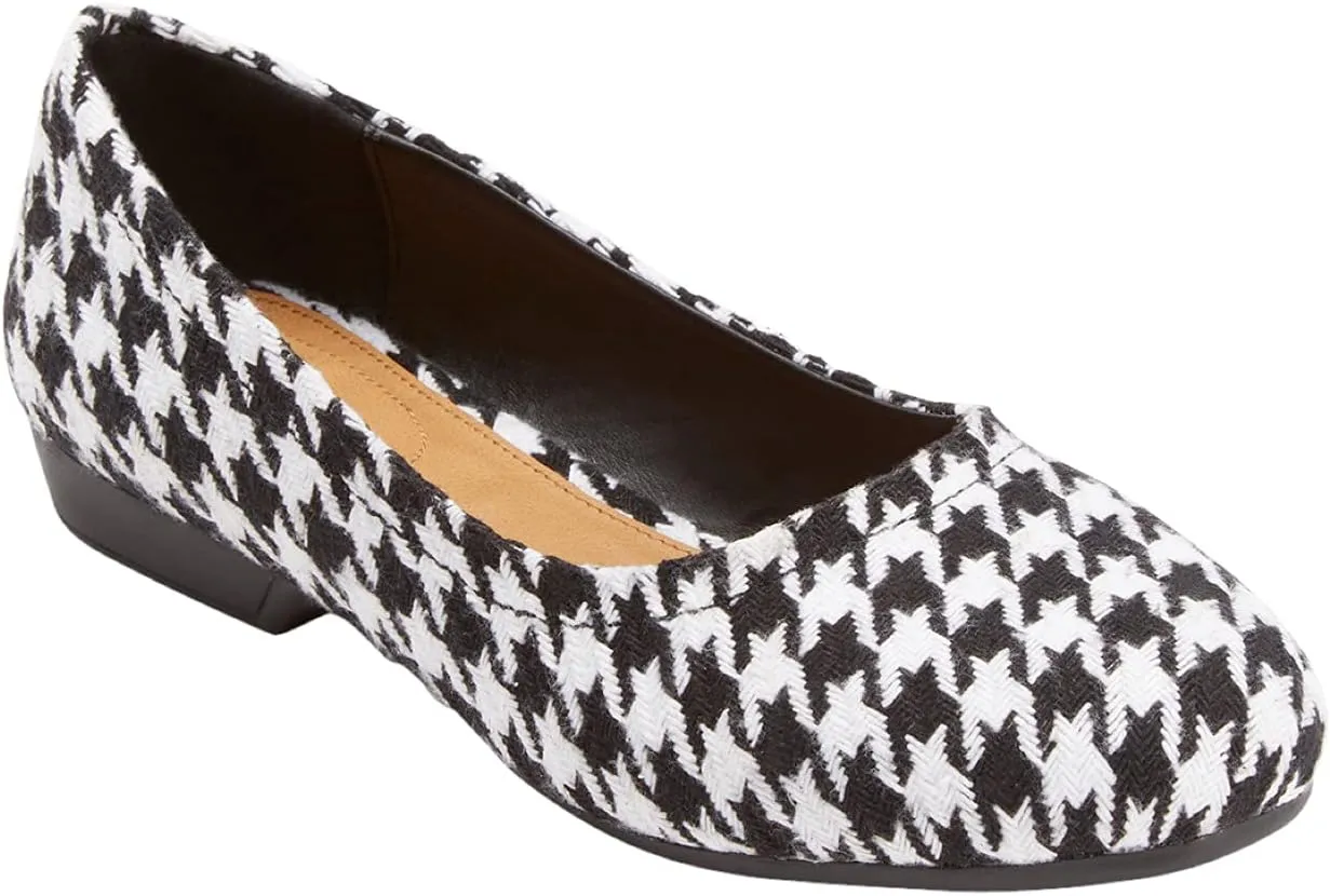 Comfortview Women's Wide Width The Jaiden Flat