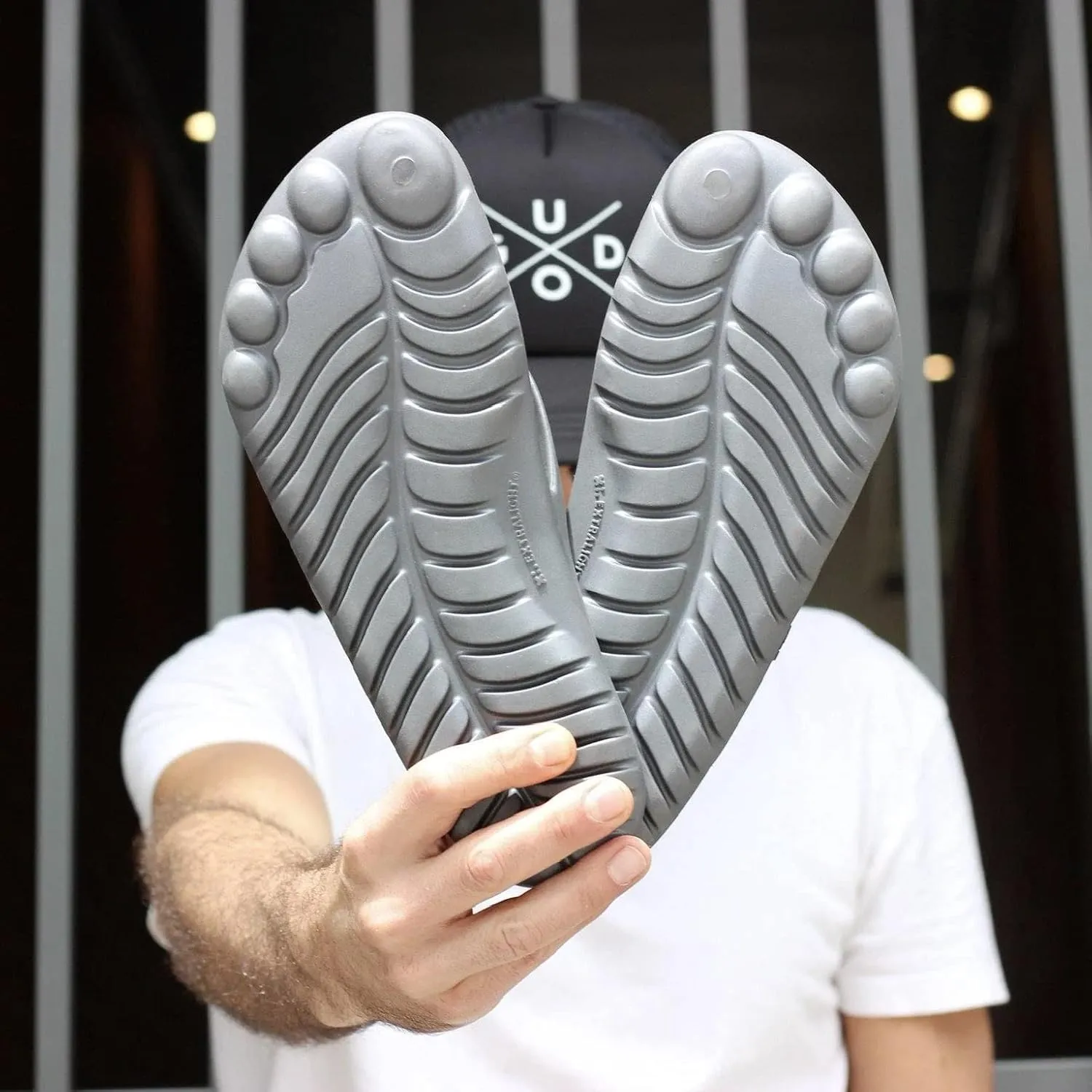 GUDO WORLD Unisex Flip Flop Sandals with Pressure Point Reflexology Stimulation and EVA Foam Supportive Soles For Men and Women