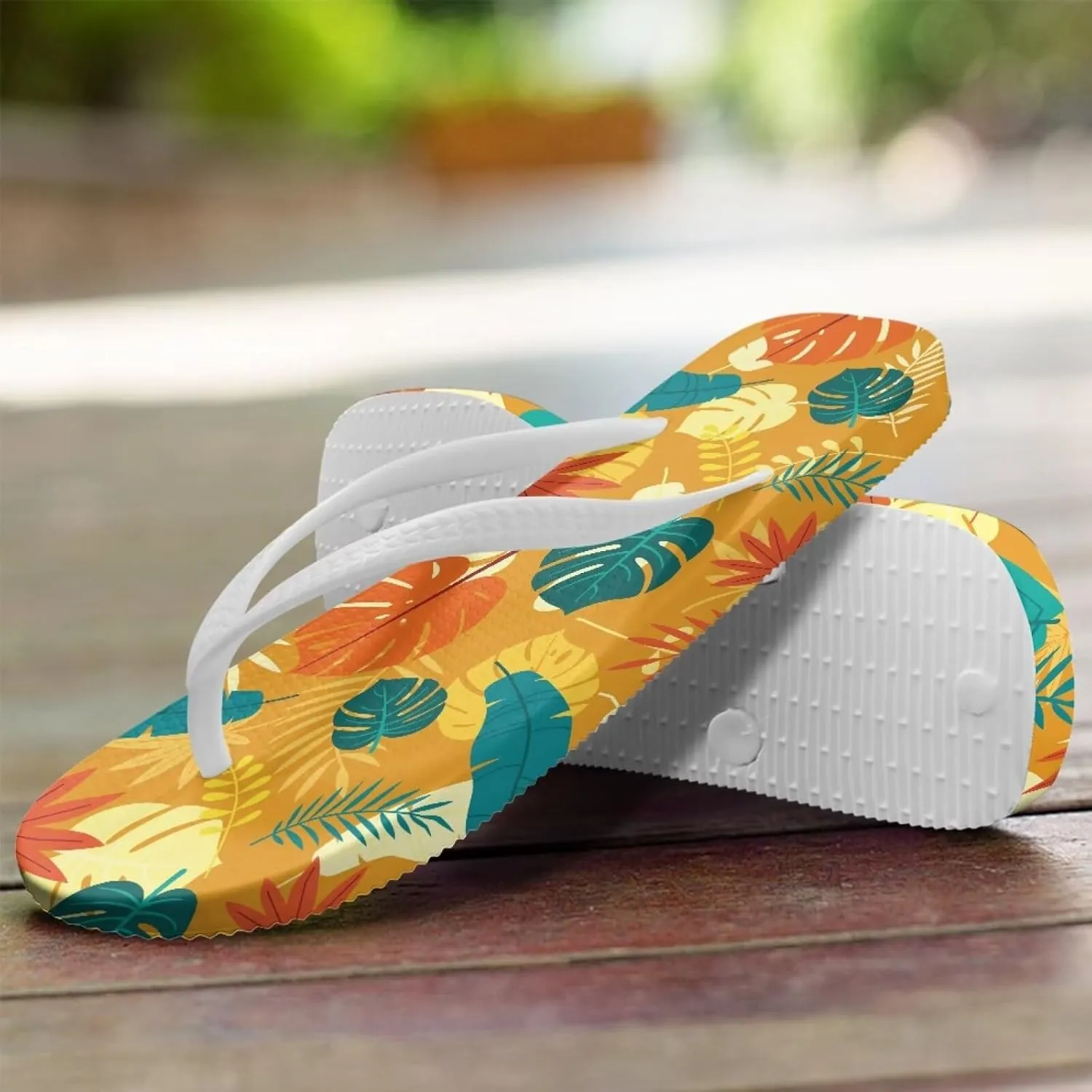 Howilath Hawaiian Style Print Flip Flops for Women Non-Slip Beach Slippers Casual Flats Thong Sandals for Indoor Outdoor