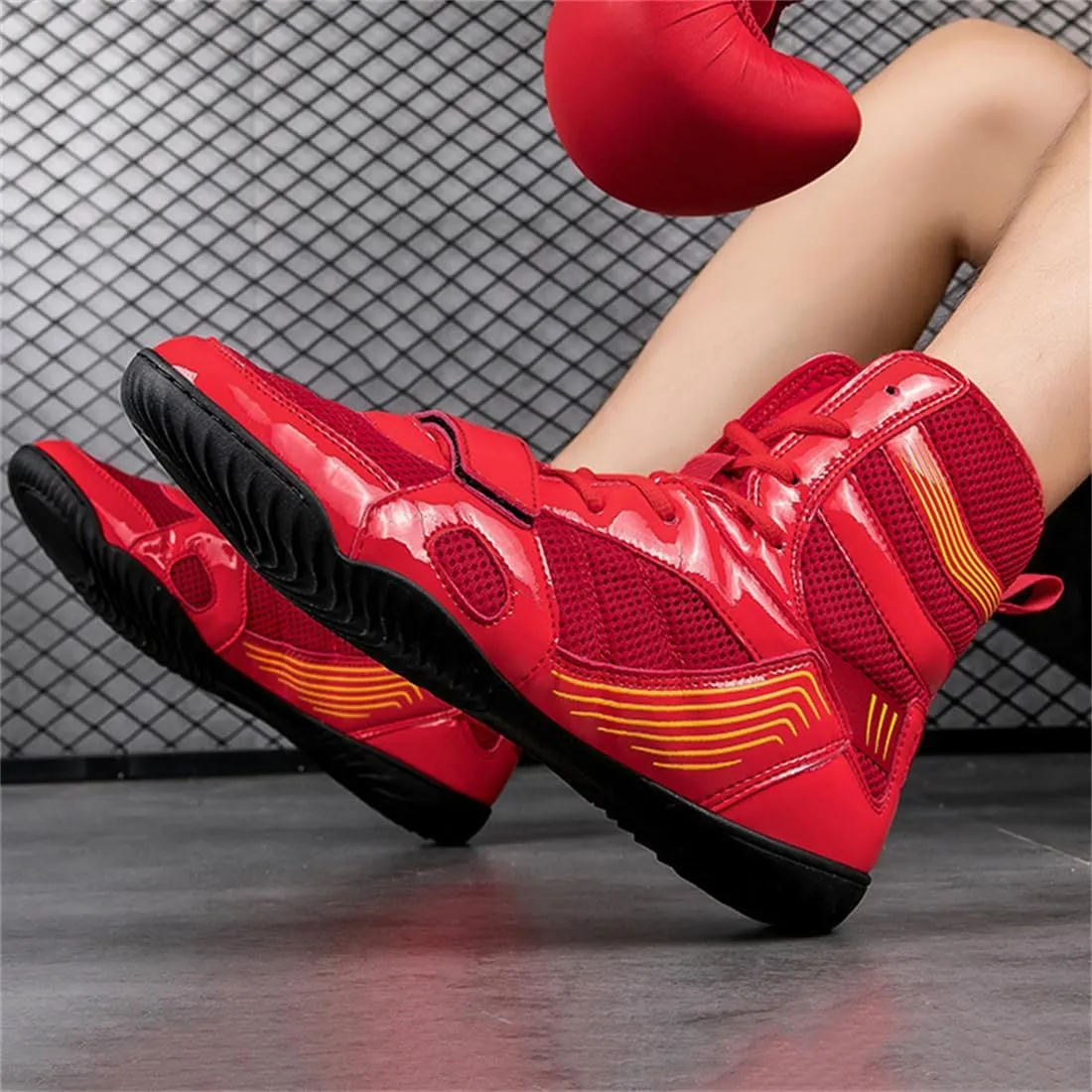 Ladies High Top Wrestling Boots, Professional Kickboxing Fighting Sports Mesh Shoes Lightweight Boxing Fitness Sneakers