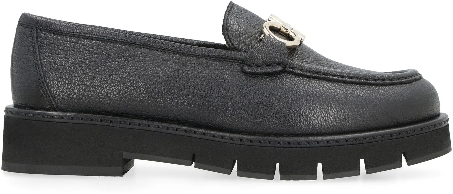 Logo detail leather loafers
