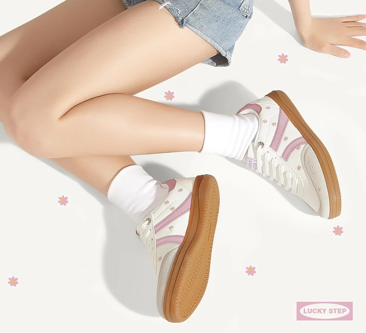 LUCKY STEP Women Classic Retro Tennis Sneakers Fashion Gum Sole Skate Casual Walking Shoe Anti Slip Floral Embroidery Comfortable Trainers