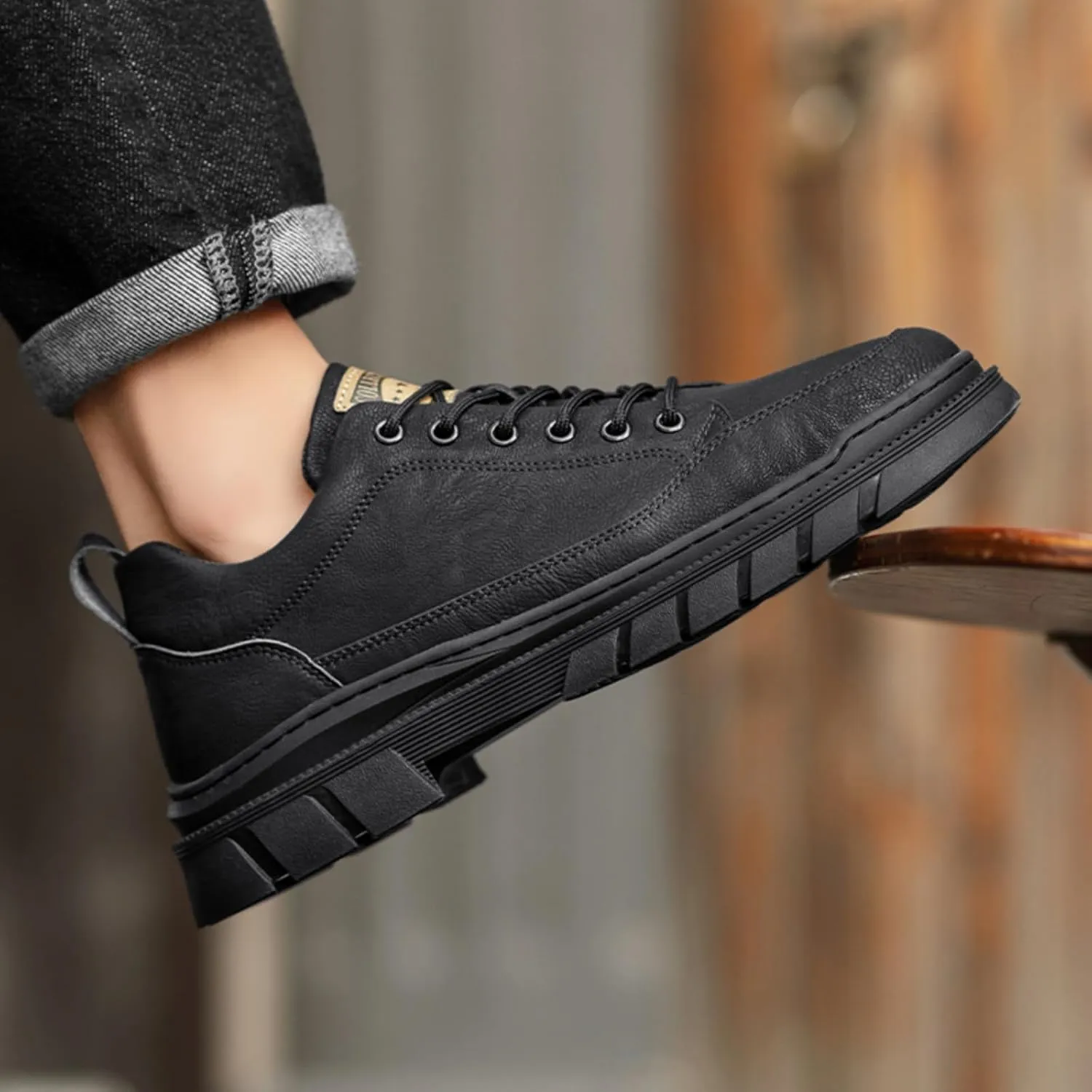 Men's Casual Shoes, Stylish Embossed Crocodile Print Sneakers, Soft Leather Walking Shoes and Work Boot - Style Loafers with Durable Outsole