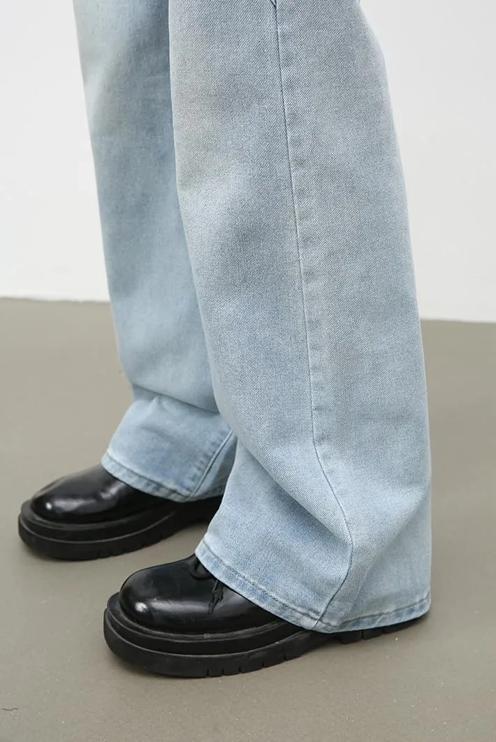 Mens Y2K Wide Leg Jeans Mid Rise Baggy Hip Hop Skater Jeans Vintage Casual Straight Leg Flared Denim Pants Streetwear