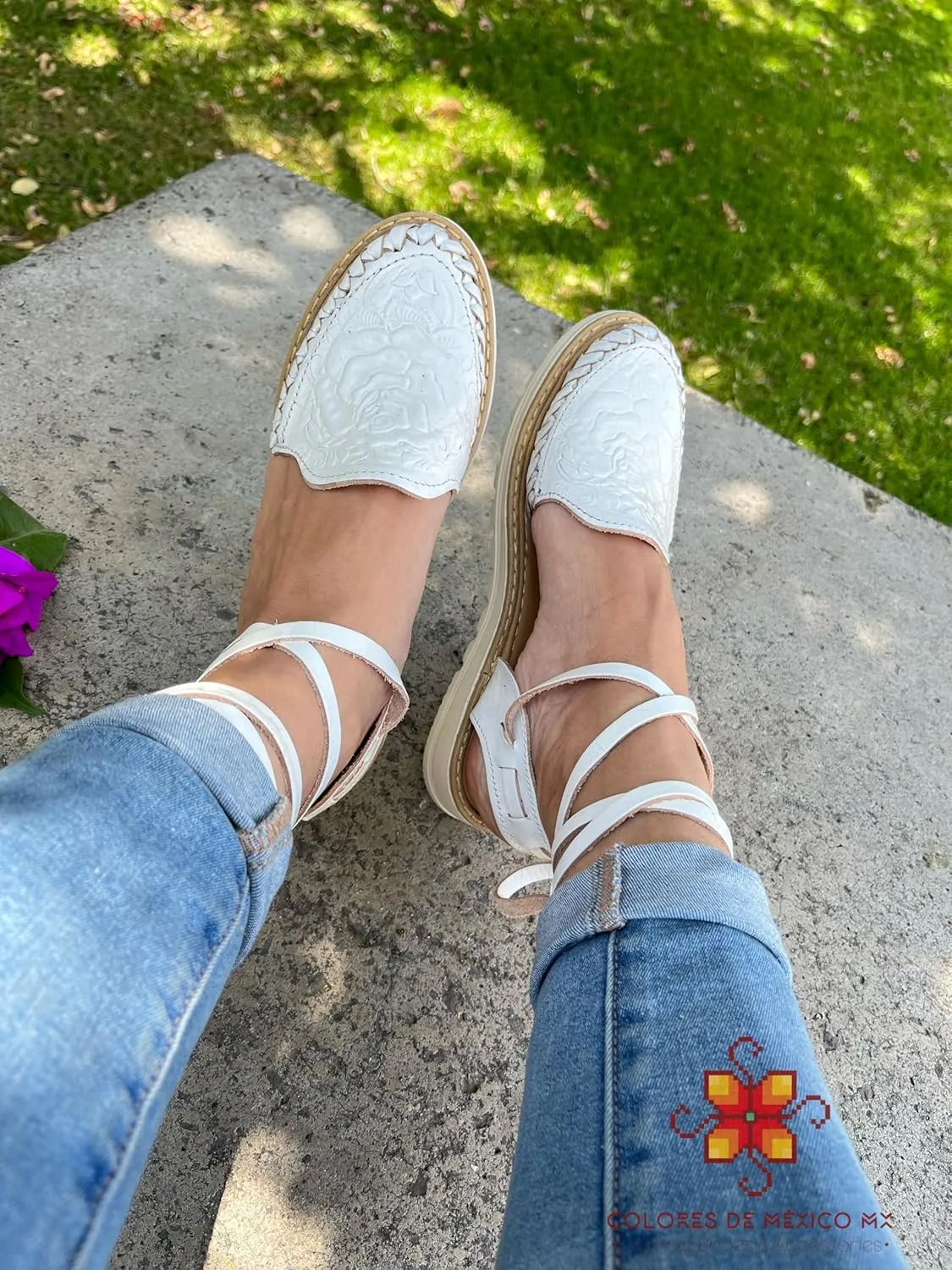Mexican Leather Shoes with Long Crossed Roman Straps for Women - Model 440 (7, White)