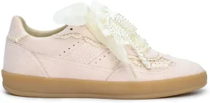Mi.iM Eleanor Pearl Organza Ribbon Vintage Sneakers