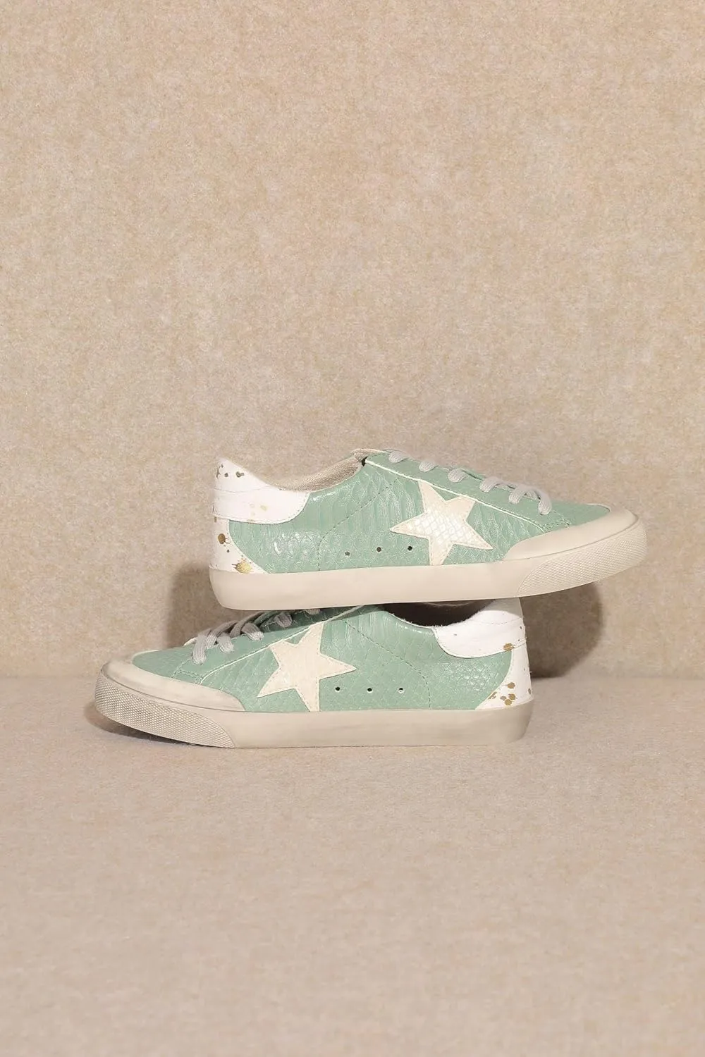 Mi.iM Sadie Rubber Sole Lace-up Leather Star Sneakers