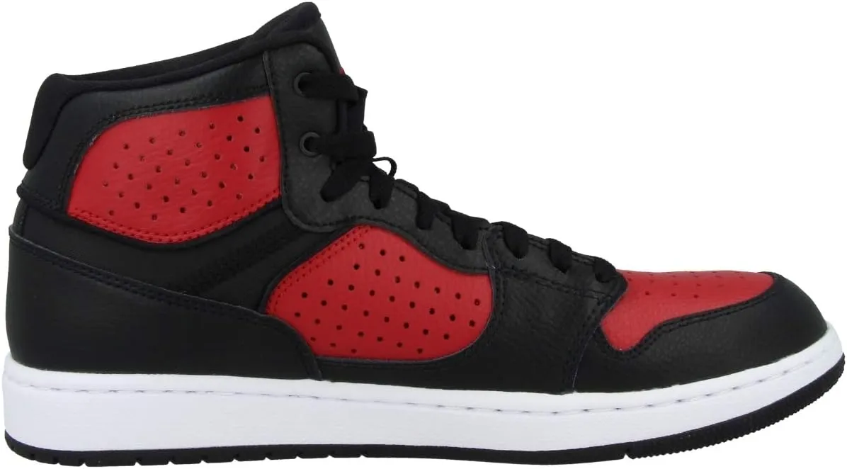 Nike Men's Basketball Shoe