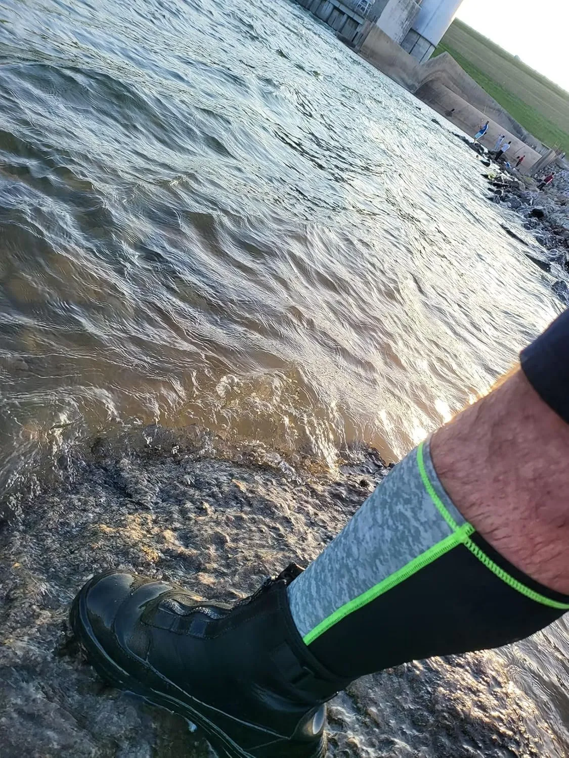 Riverruns Frictionless Wading Socks, Neoprene Wet-suit Wader socks for Men and Women Outdoor Fishing, Surfing, Wakeboarding