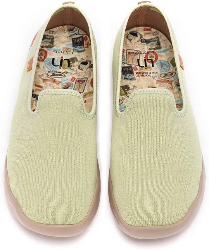 UIN Women's Slip On Loafers Lightweight Sneakers Flats Walking Casual Art Painted Travel Shoes Spray It