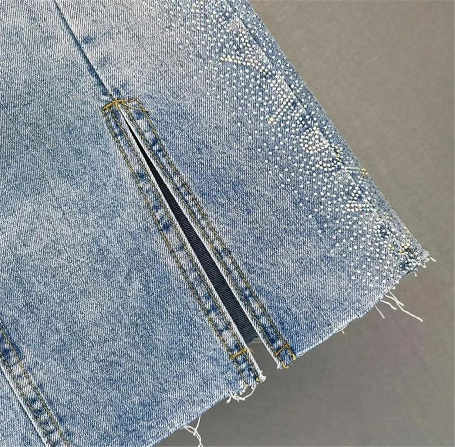 Women Rhinestone Slit High Waist Denim Skirt Midi Vintage Raw Hem Chic A-Line Jean Skirt