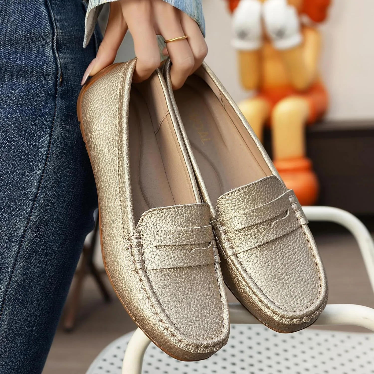 Women's Comfortable & Lightweight Leather Penny Loafers Slip-Ons Cute Business Casual Dress Shoes Work Office Flats Everyday Walking Shoes Driving Mocs for Women