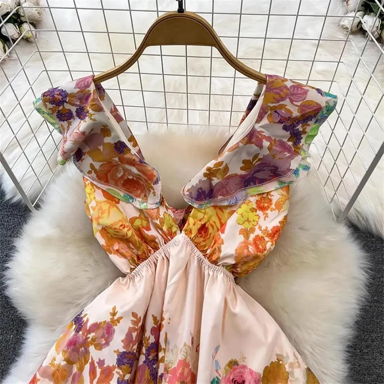 Women's Floral Dresses Summer Print Maxi Dress Elegant V Neck Flying Sleeve Backless Loose Beach Dresses