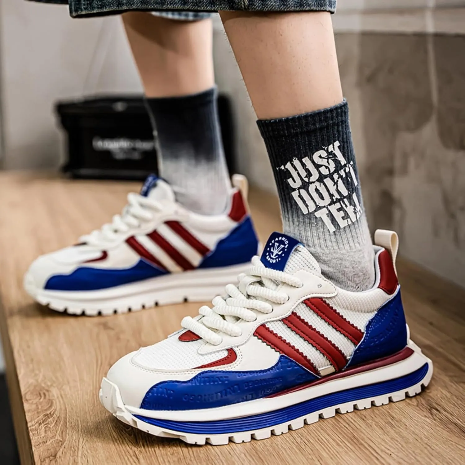 Women’s Retro Jogger Sneakers, Fashion Mesh Suede Trainers, Vintage Street Running Shoes, Iconic Triple Stripe Detailing