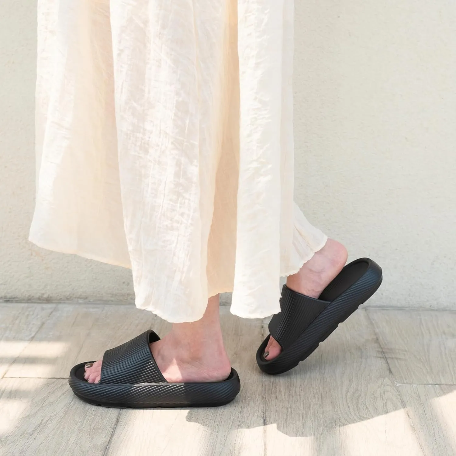 XIXITIAO Pillow Slippers for Women and Men, Soft Summer Cloud Sandals, Non Slip Quick Drying Shower Slides, Cushioned Thick Sole, Comfort Indoor and Outdoor Shoes